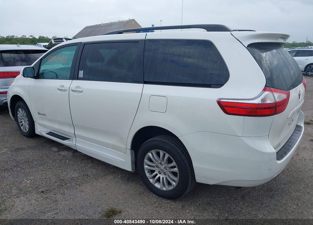 2016 TOYOTA SIENNA XLE 8 PASSENGER VIN: 5TDYK3DC0GS760469