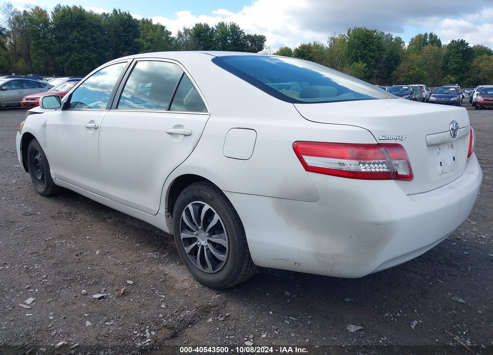 2011 TOYOTA CAMRY LE VIN: 4T1BF3EK7BU757634