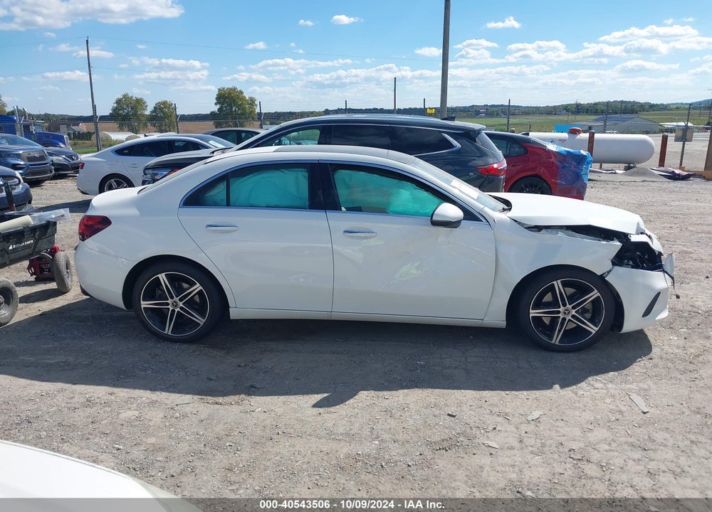 2022 MERCEDES-BENZ A 220 4MATIC VIN: W1K3G4FB5NJ342530