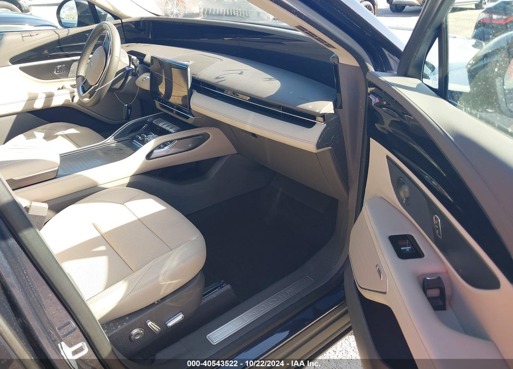 2024 LINCOLN NAUTILUS PREMIERE VIN: 5LMPJ8J4XRJ836443