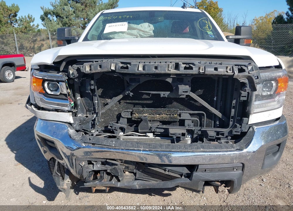 2017 GMC SIERRA 3500HD VIN: 1GT02VEGXHZ404525