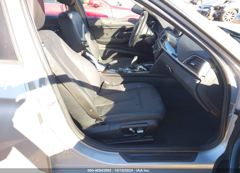 2018 BMW 320I VIN: WBA8E5G55JNU45743