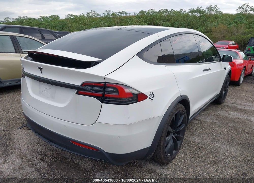 2018 TESLA MODEL X 100D/75D/P100D VIN: 5YJXCBE42JF081230