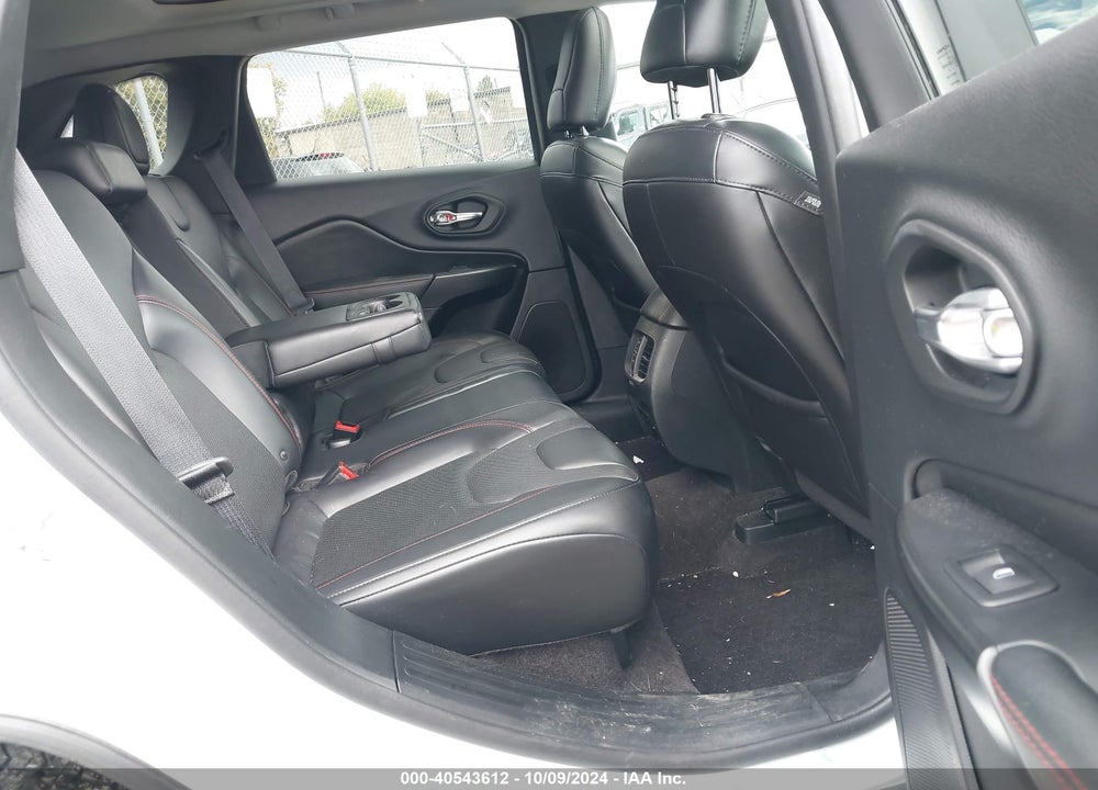 2019 JEEP CHEROKEE TRAILHAWK ELITE 4X4 VIN: 1C4PJMBX5KD259298