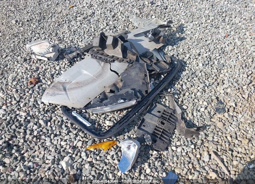 2017 FORD ESCAPE SE VIN: 1FMCU0GD9HUB08840