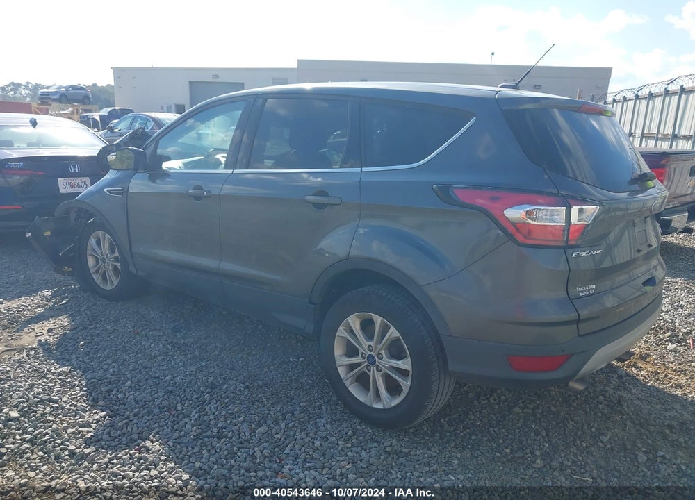 2017 FORD ESCAPE SE VIN: 1FMCU0GD9HUB08840