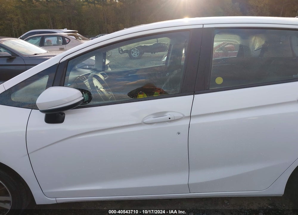 2015 HONDA FIT EX/EX-L VIN: 3HGGK5H86FM776169