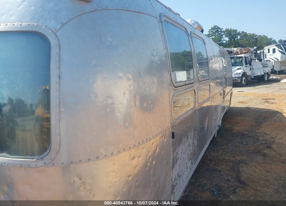 1976 AIRSTREAM SOVEREIGN VIN: 0000000131D650238