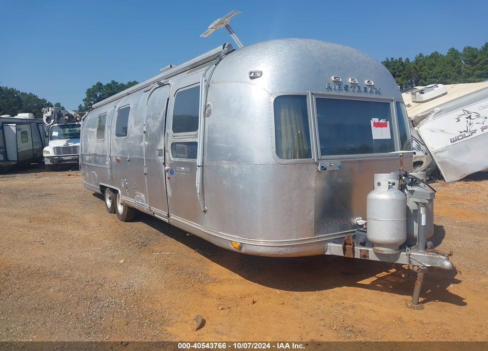 1976 AIRSTREAM SOVEREIGN VIN: 0000000131D650238