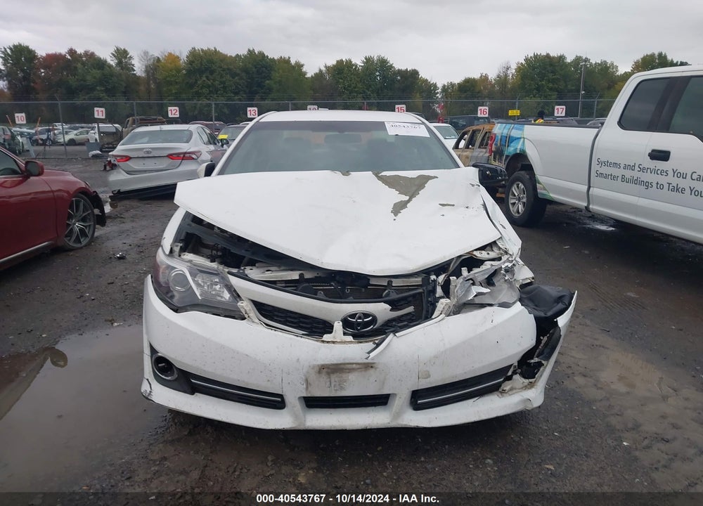 2013 TOYOTA CAMRY SE VIN: 4T1BF1FK6DU656462