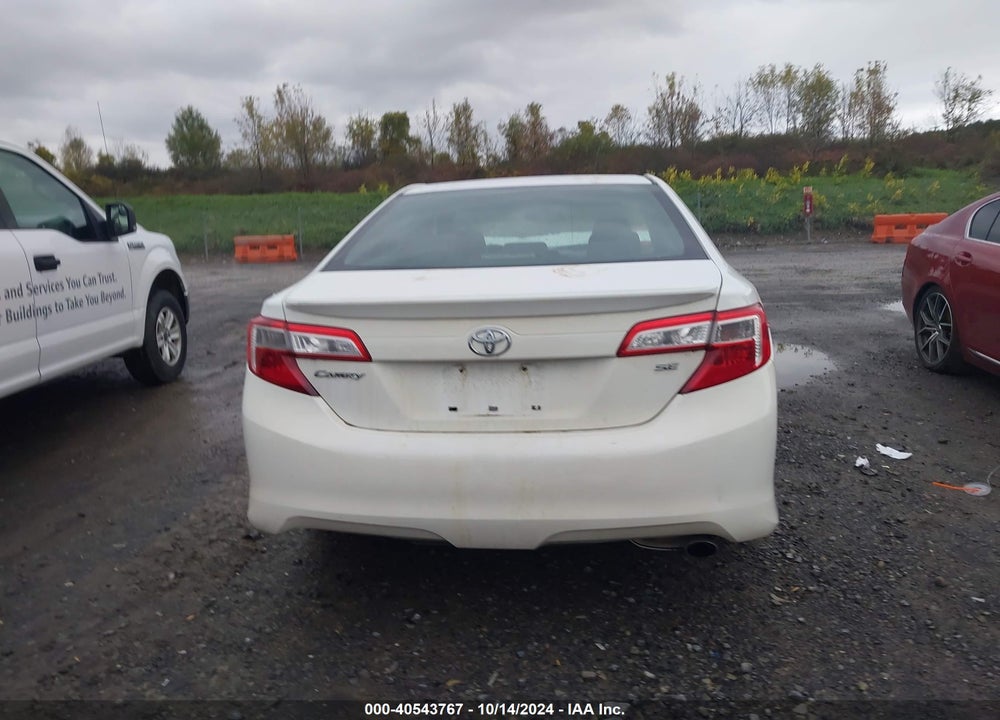 2013 TOYOTA CAMRY SE VIN: 4T1BF1FK6DU656462