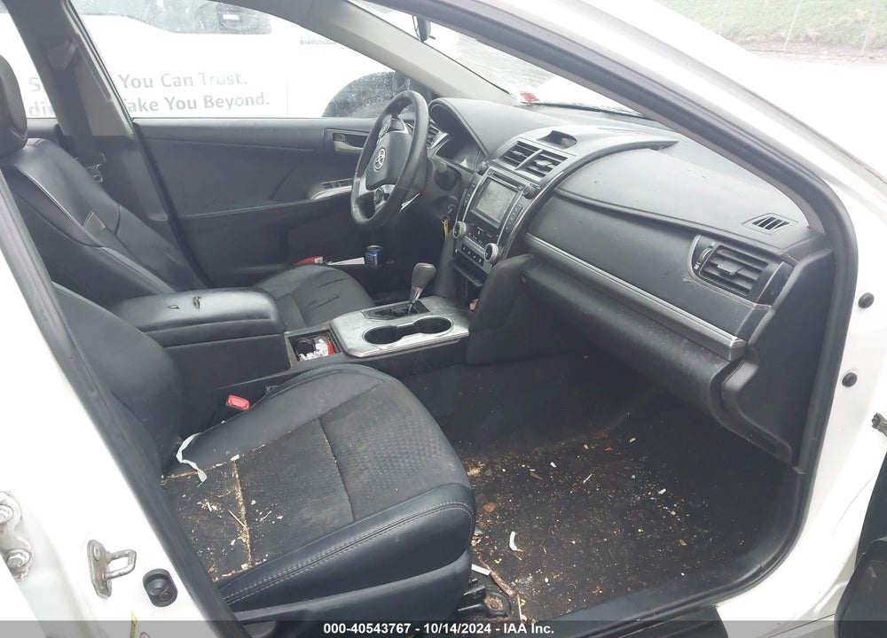 2013 TOYOTA CAMRY SE VIN: 4T1BF1FK6DU656462