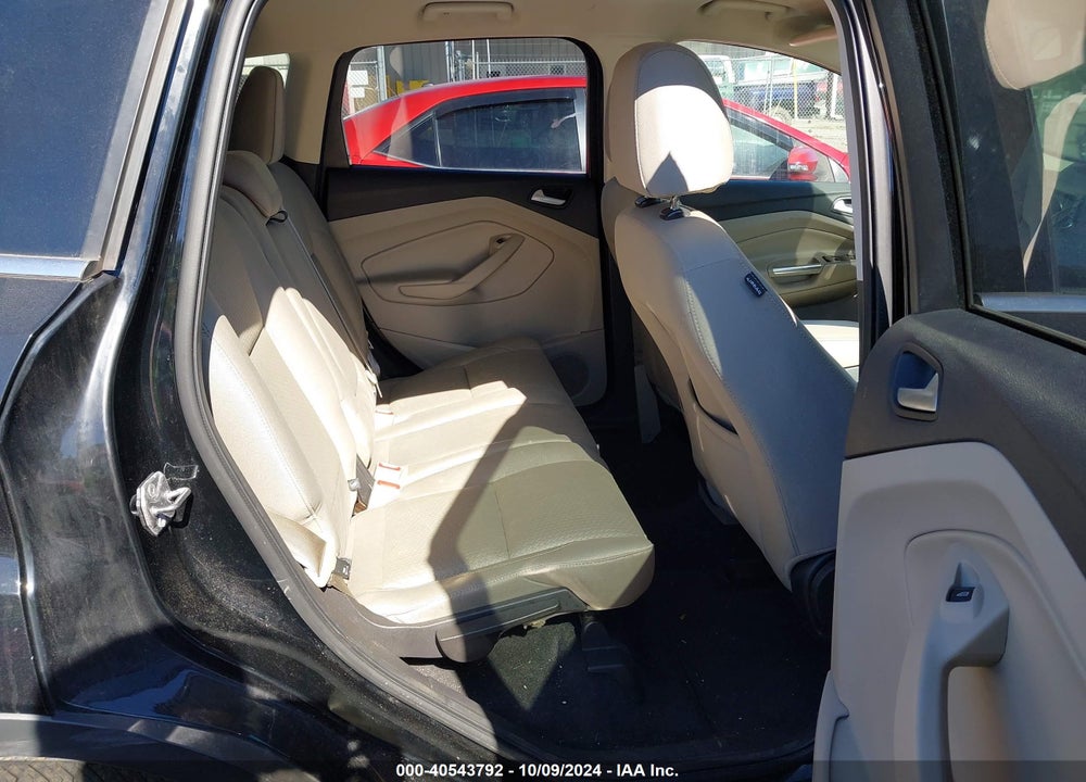 2017 FORD ESCAPE SE VIN: 1FMCU9GD9HUC58192