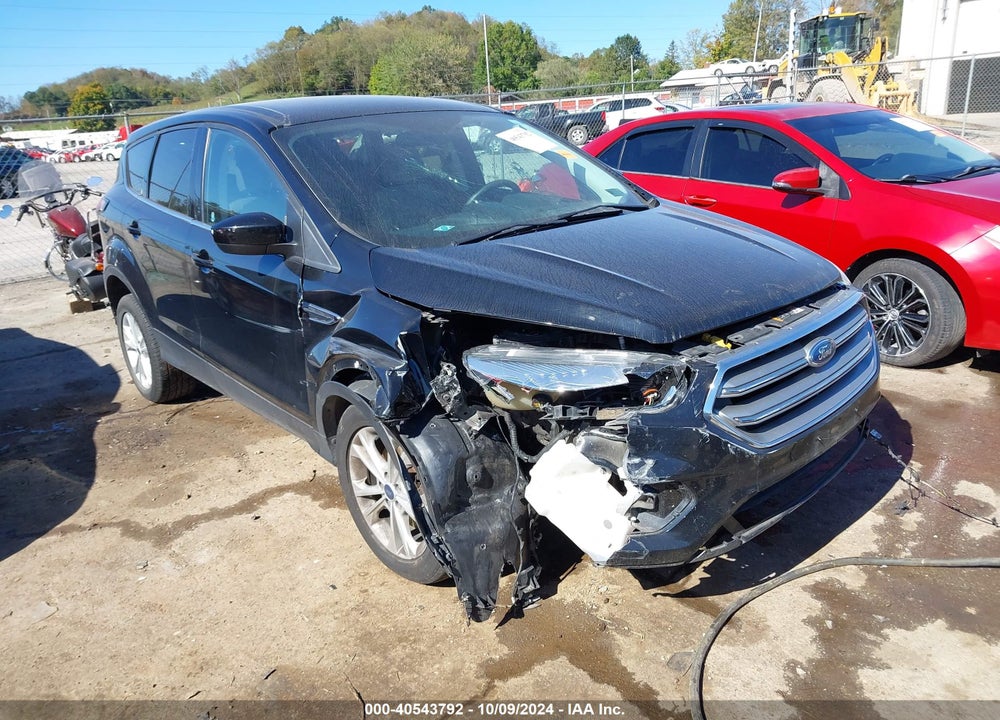 2017 FORD ESCAPE SE VIN: 1FMCU9GD9HUC58192