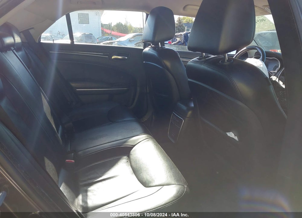 2015 CHRYSLER 300 LIMITED VIN: 2C3CCARG7FH820529
