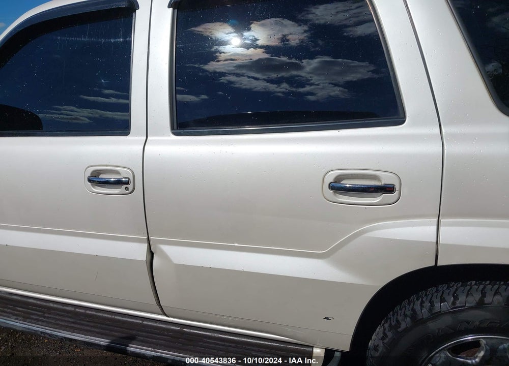 2003 CADILLAC ESCALADE STANDARD VIN: 1GYEK63N83R165847