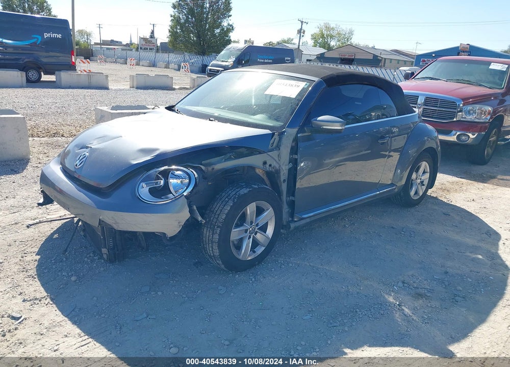 2015 VOLKSWAGEN BEETLE VIN: 3VW517ATXFM811375
