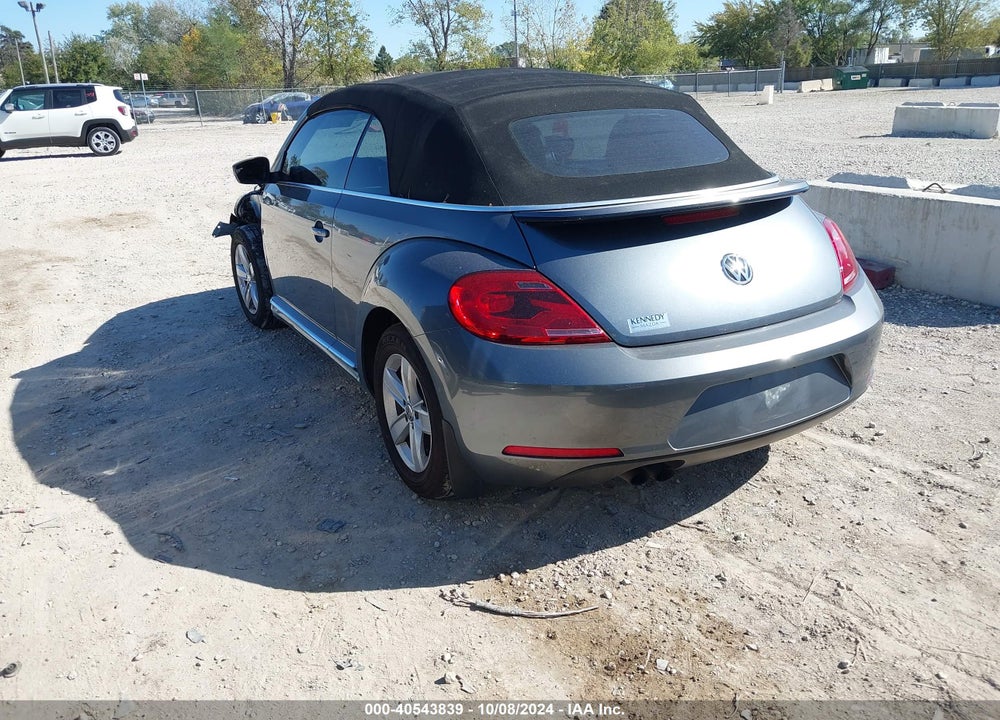 2015 VOLKSWAGEN BEETLE VIN: 3VW517ATXFM811375