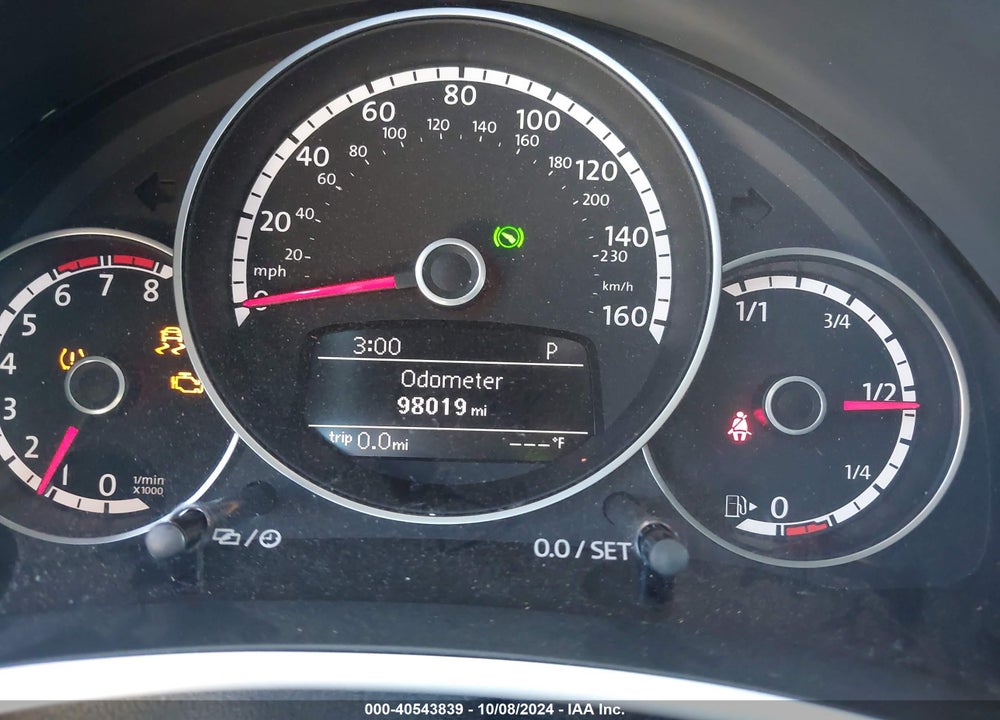 2015 VOLKSWAGEN BEETLE VIN: 3VW517ATXFM811375