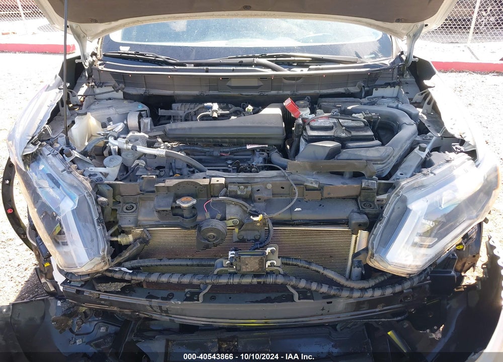 2017 NISSAN ROGUE SV VIN: 5N1AT2MV6HC847124