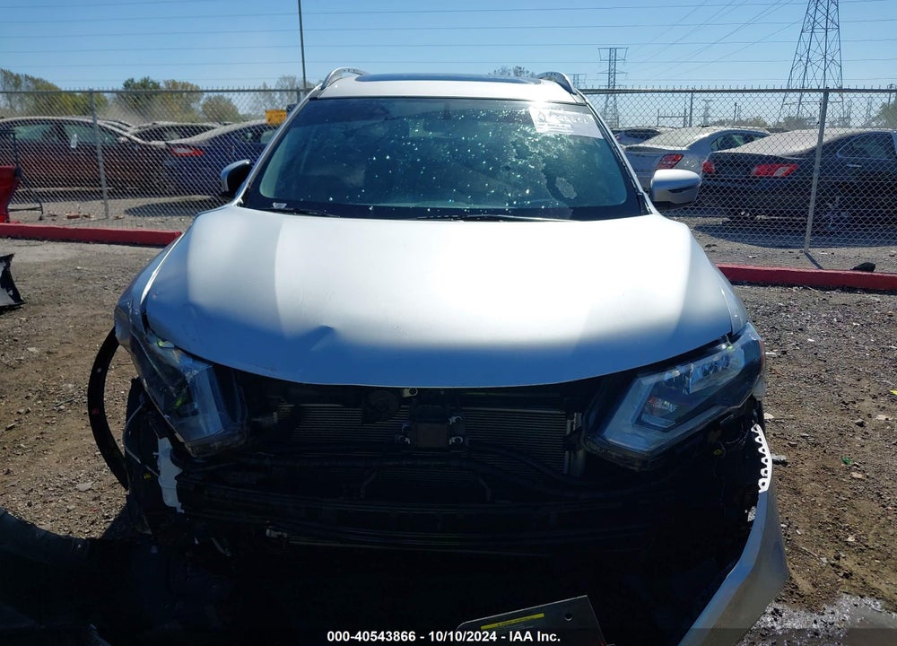 2017 NISSAN ROGUE SV VIN: 5N1AT2MV6HC847124