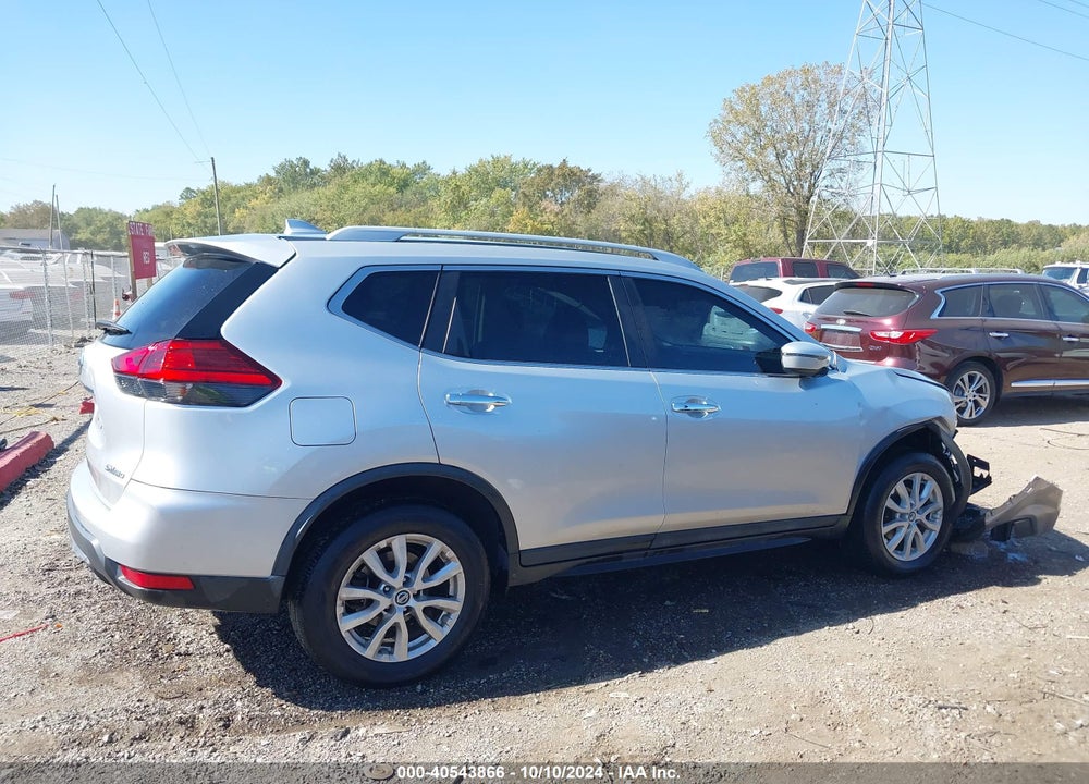 2017 NISSAN ROGUE SV VIN: 5N1AT2MV6HC847124