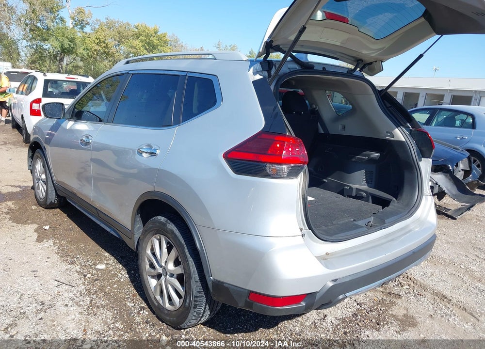 2017 NISSAN ROGUE SV VIN: 5N1AT2MV6HC847124