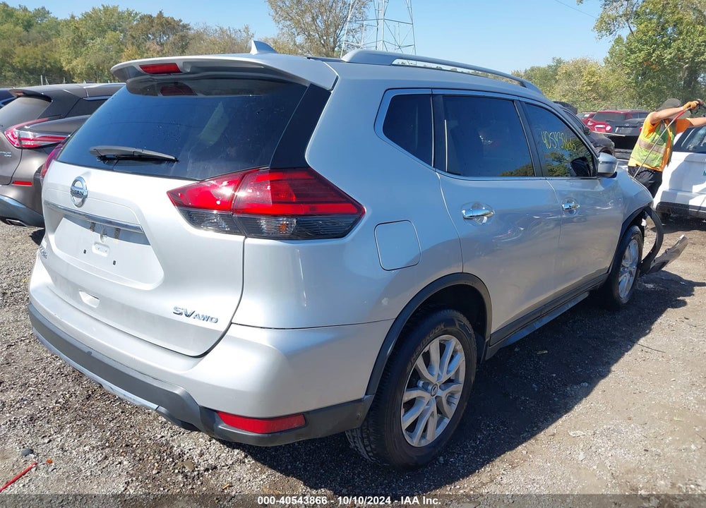2017 NISSAN ROGUE SV VIN: 5N1AT2MV6HC847124