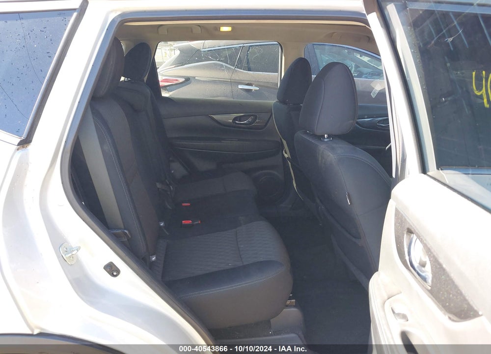 2017 NISSAN ROGUE SV VIN: 5N1AT2MV6HC847124