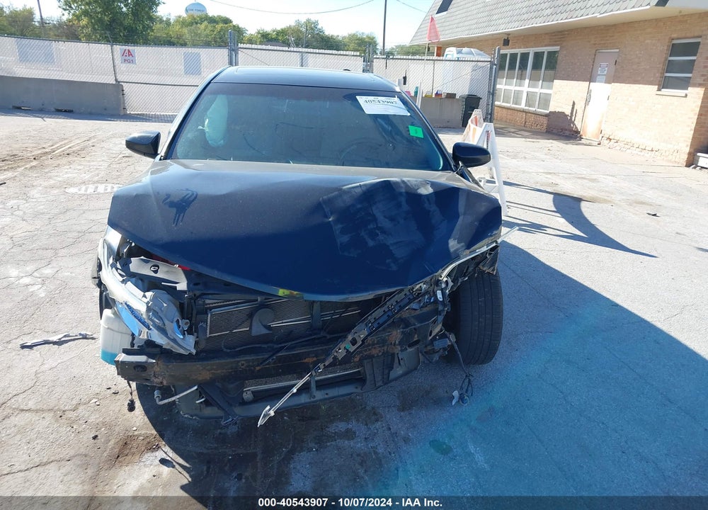 2014 TOYOTA CAMRY HYBRID XLE VIN: 4T1BD1FK0EU129329