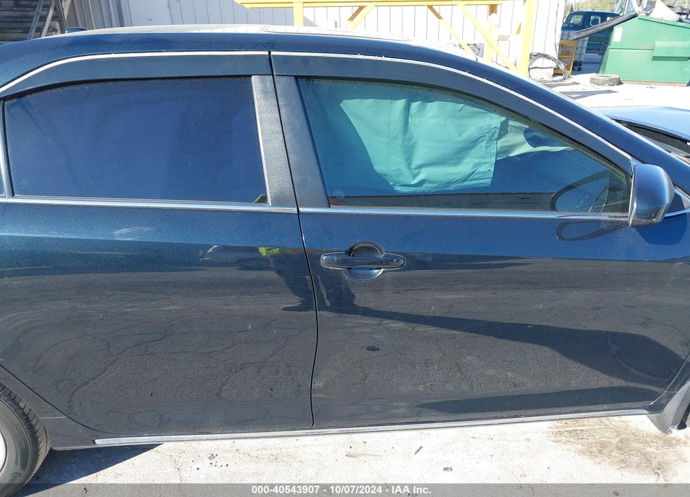 2014 TOYOTA CAMRY HYBRID XLE VIN: 4T1BD1FK0EU129329