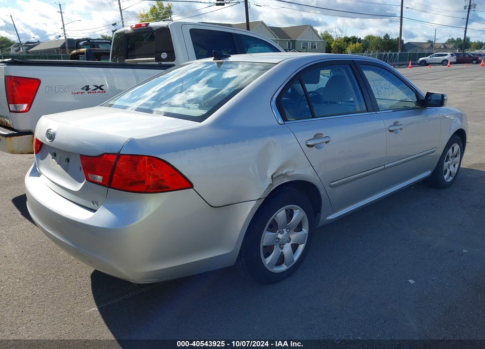 2009 KIA OPTIMA VIN: KNAGE228595300189