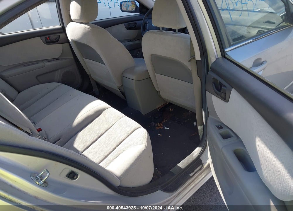 2009 KIA OPTIMA VIN: KNAGE228595300189