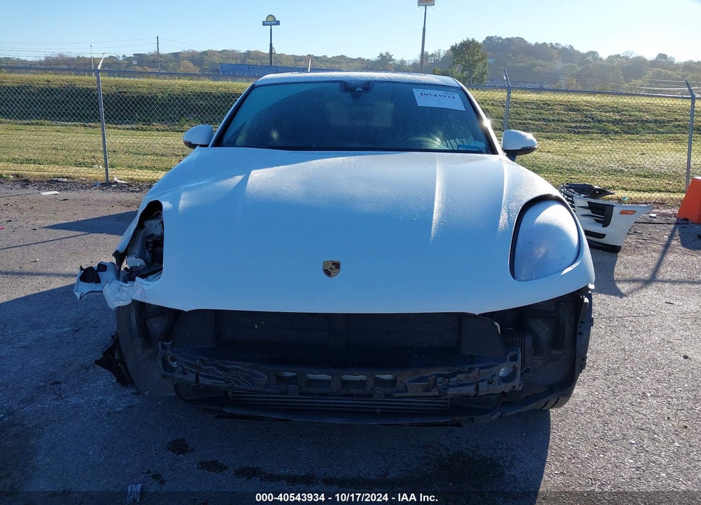 2019 PORSCHE MACAN VIN: WP1AA2A52KLB02794