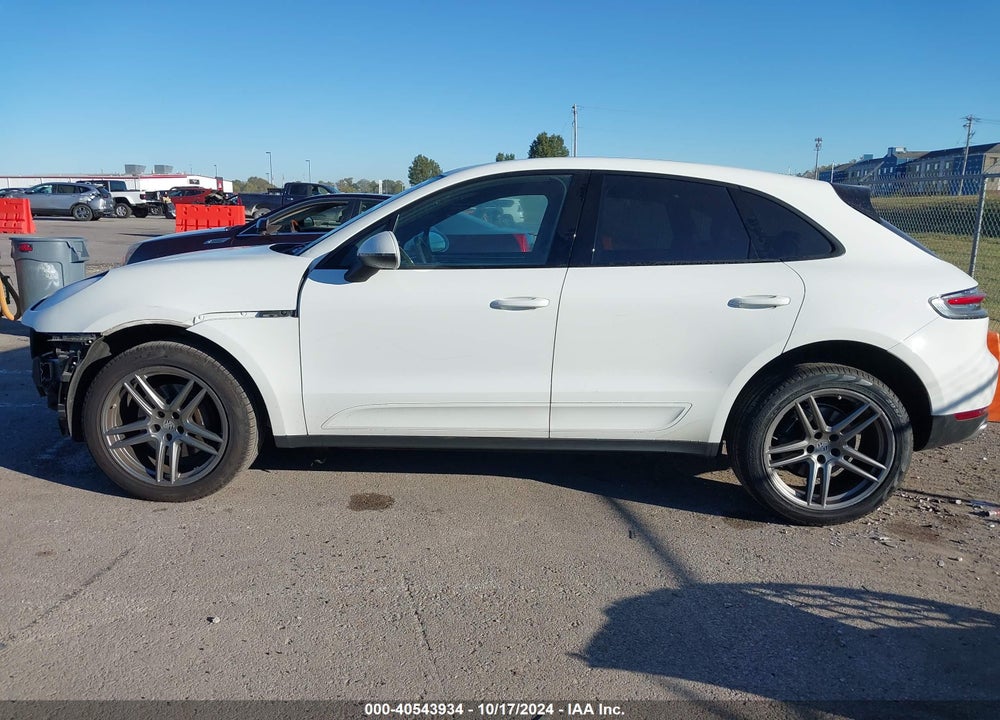 2019 PORSCHE MACAN VIN: WP1AA2A52KLB02794