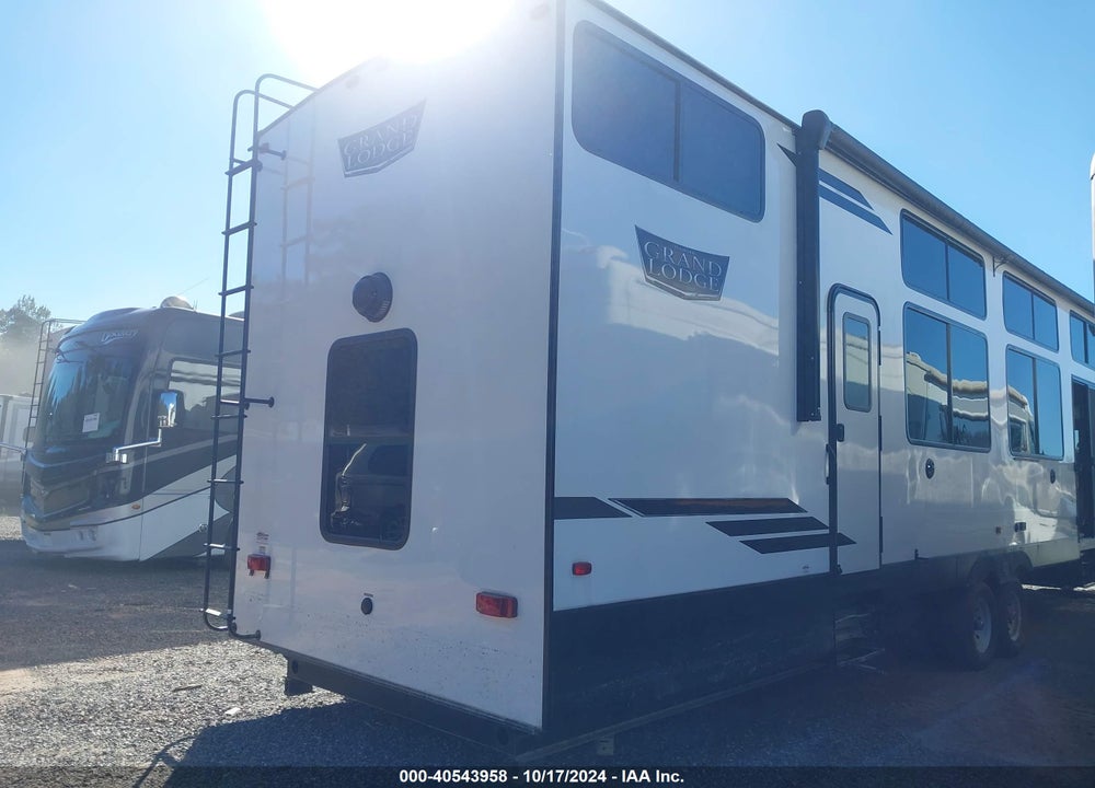 2023 FOREST RIVER OTHER VIN: 4X4TWD825PF070118