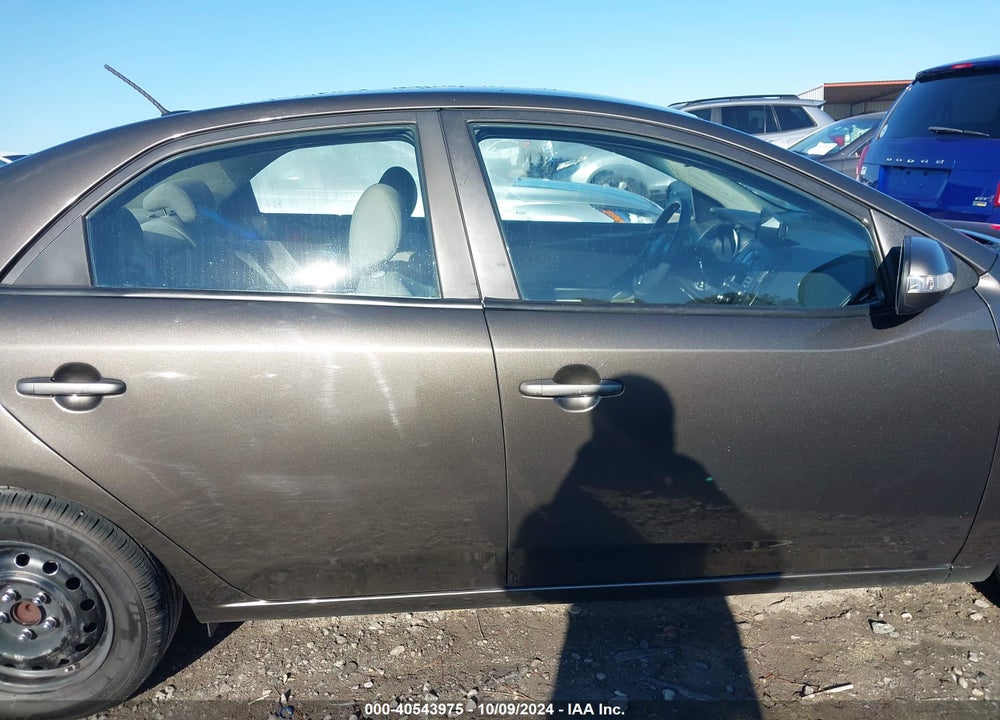 2010 KIA FORTE EX VIN: KNAFU4A27A5214720