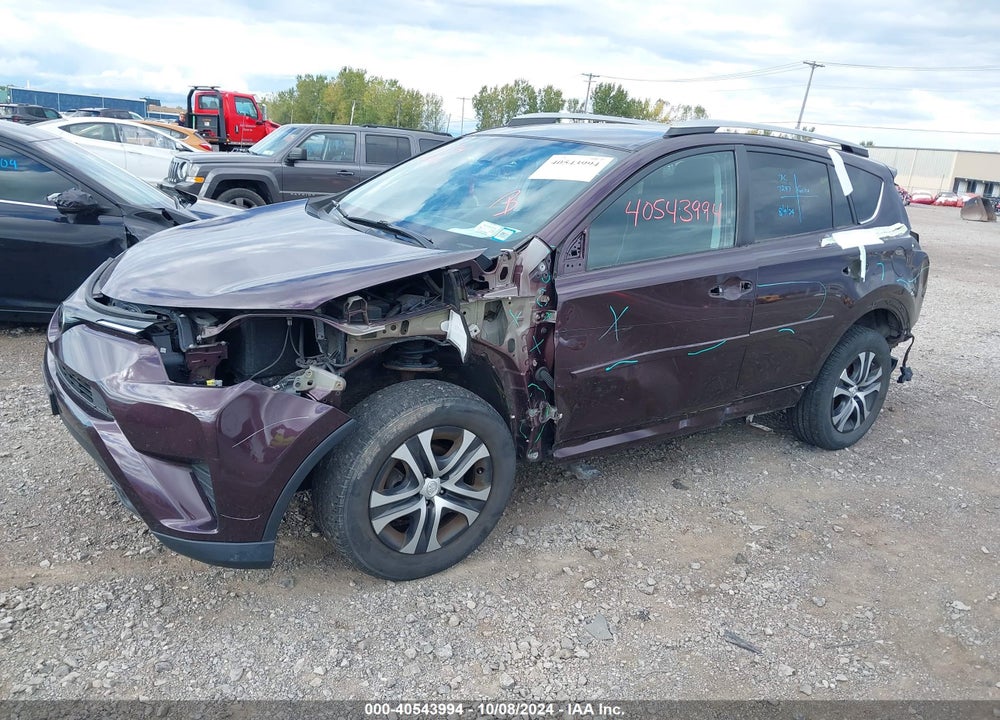 2018 TOYOTA RAV4 LE VIN: 2T3BFREV3JW775695