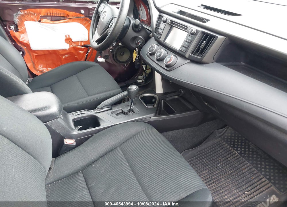 2018 TOYOTA RAV4 LE VIN: 2T3BFREV3JW775695