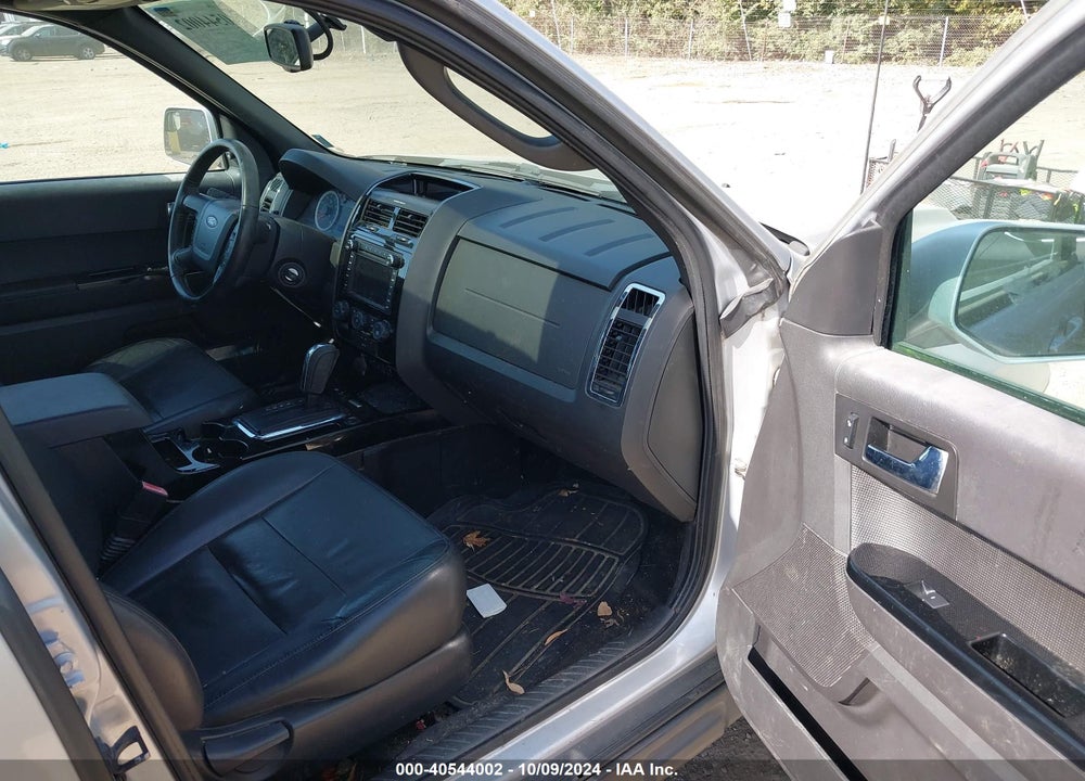 2011 FORD ESCAPE VIN: 1FMCU9EG6BKB58521