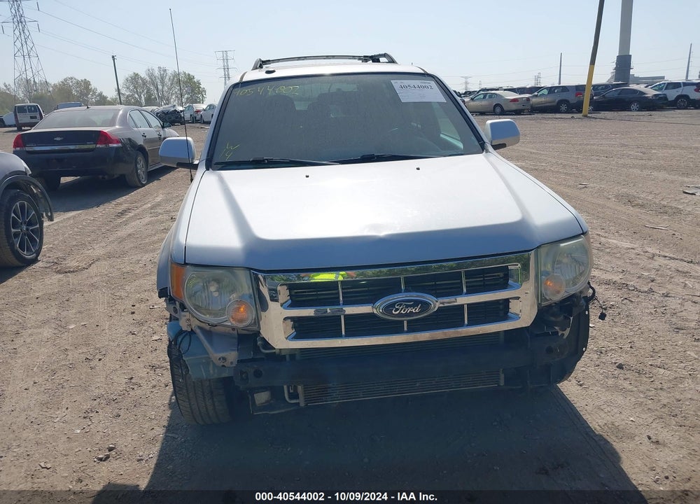 2011 FORD ESCAPE VIN: 1FMCU9EG6BKB58521
