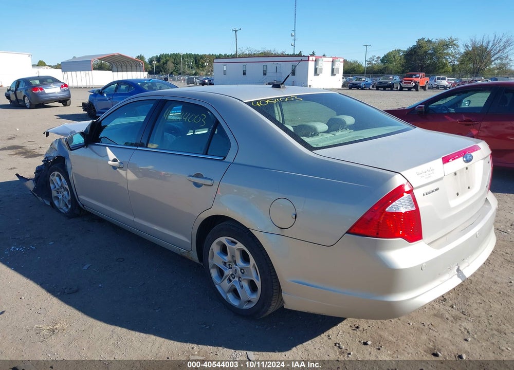 2010 FORD FUSION SE VIN: 3FAHP0HA0AR180244