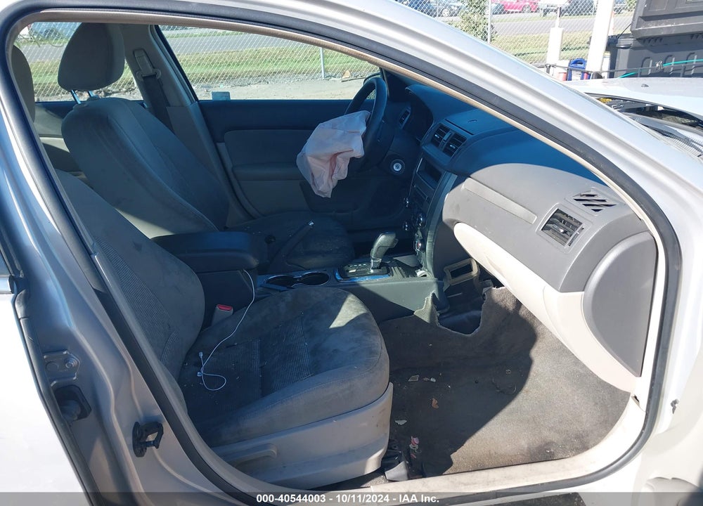 2010 FORD FUSION SE VIN: 3FAHP0HA0AR180244
