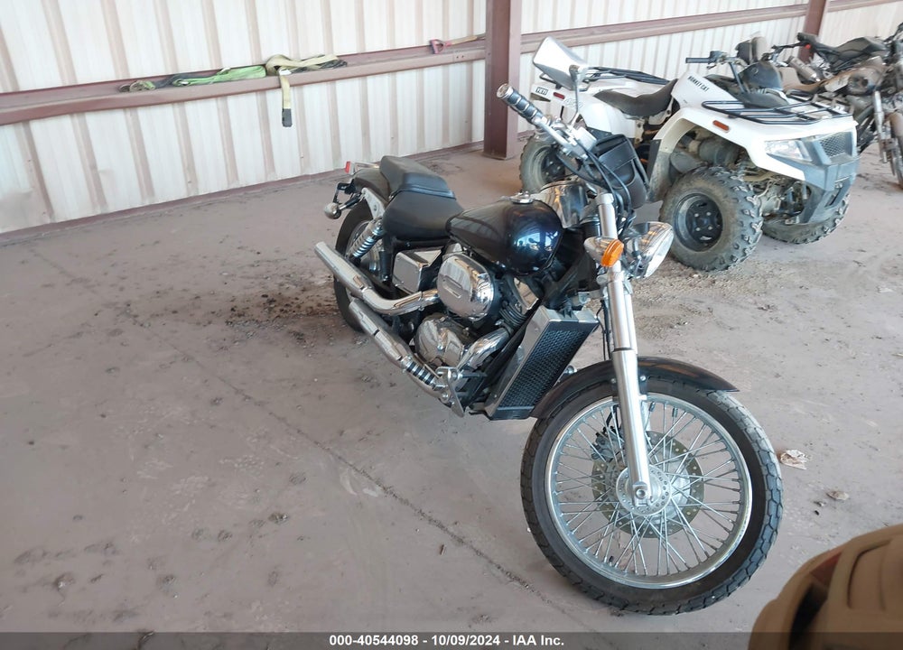 2001 HONDA VT750 DC VIN: JH2RC44011K503243