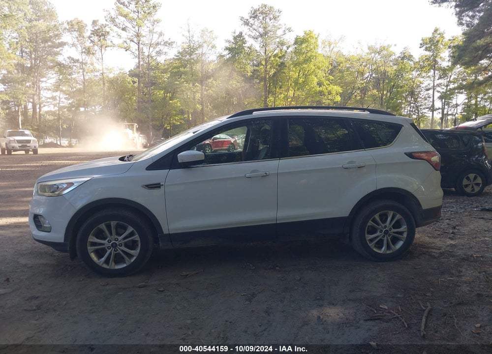 2017 FORD ESCAPE SE VIN: 1FMCU0GDXHUA37096