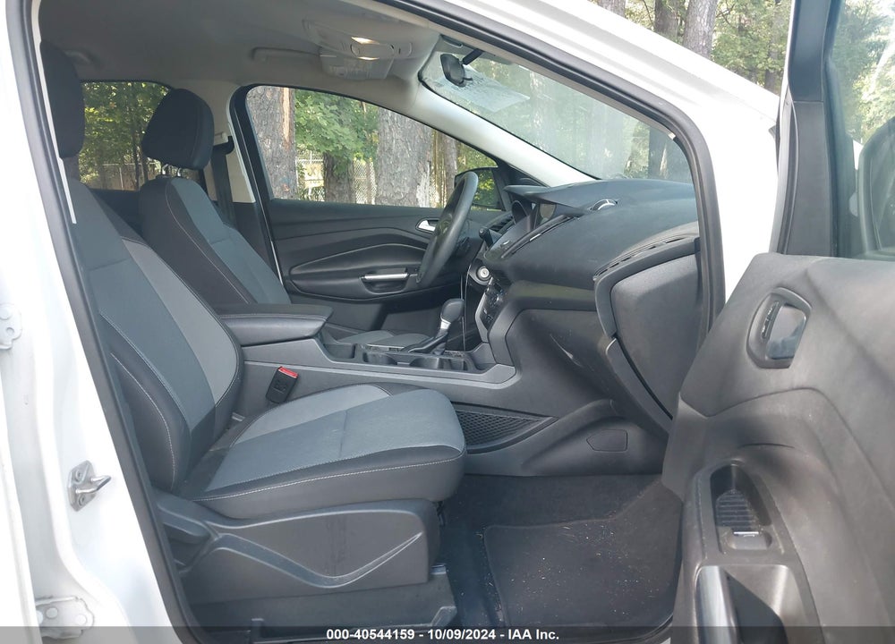 2017 FORD ESCAPE SE VIN: 1FMCU0GDXHUA37096