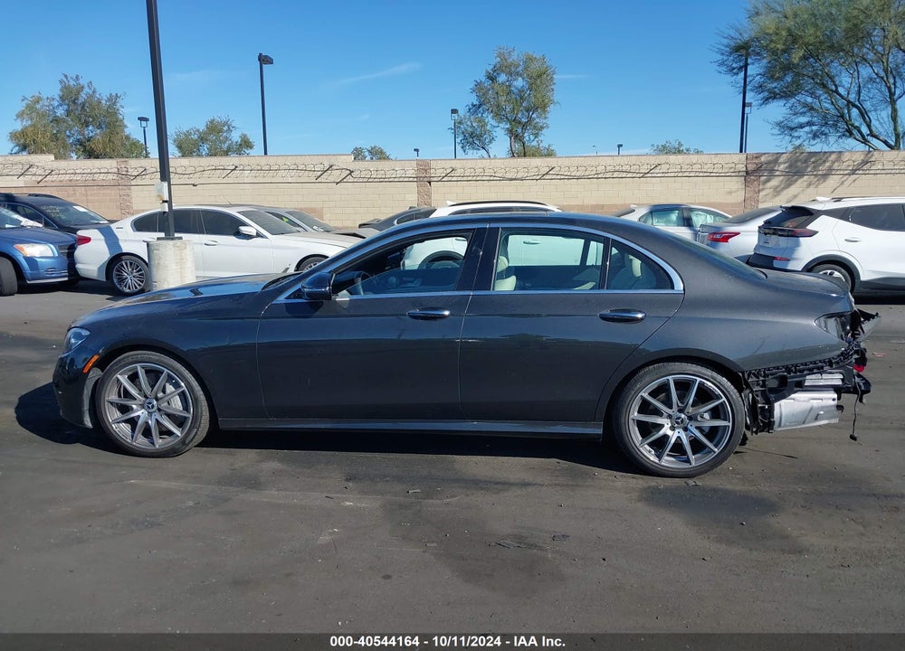 2022 MERCEDES-BENZ E 350 VIN: W1KZF8DB1NB077705