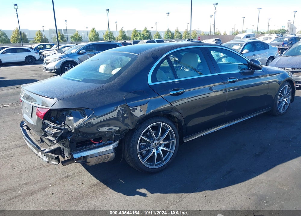 2022 MERCEDES-BENZ E 350 VIN: W1KZF8DB1NB077705