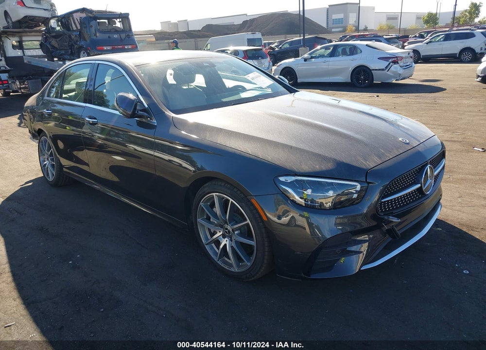 2022 MERCEDES-BENZ E 350 VIN: W1KZF8DB1NB077705