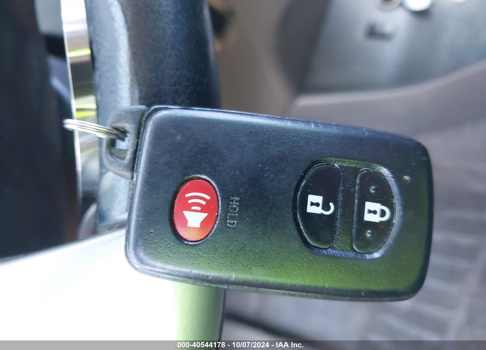 2011 TOYOTA PRIUS FOUR VIN: JTDKN3DUXB1365811
